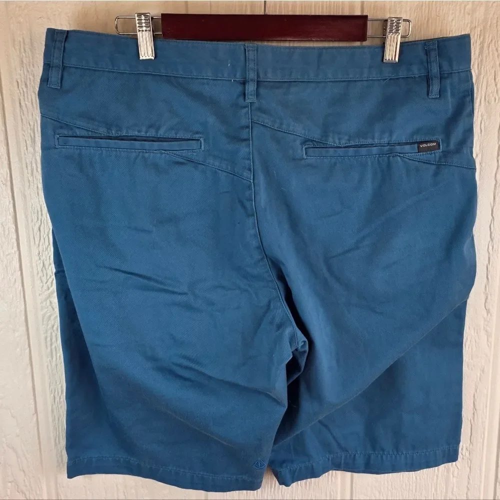 Volcom Men's Blue Flat Front Shorts, Size 36